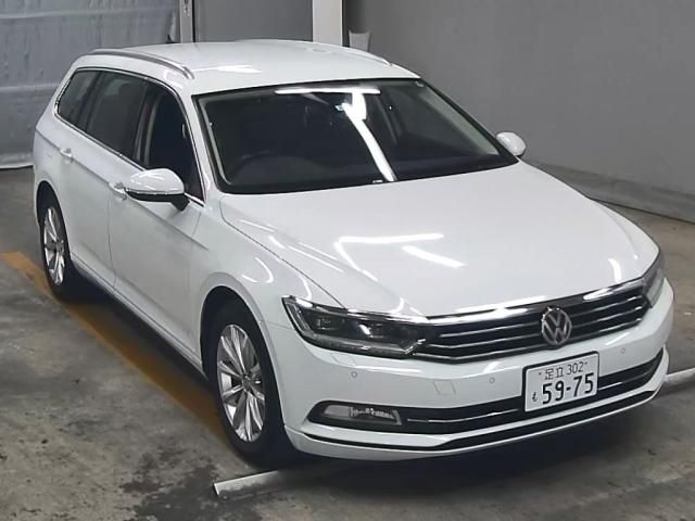 613 Volkswagen Passat variant 3CCZE 2015 г. (ZIP Tokyo)